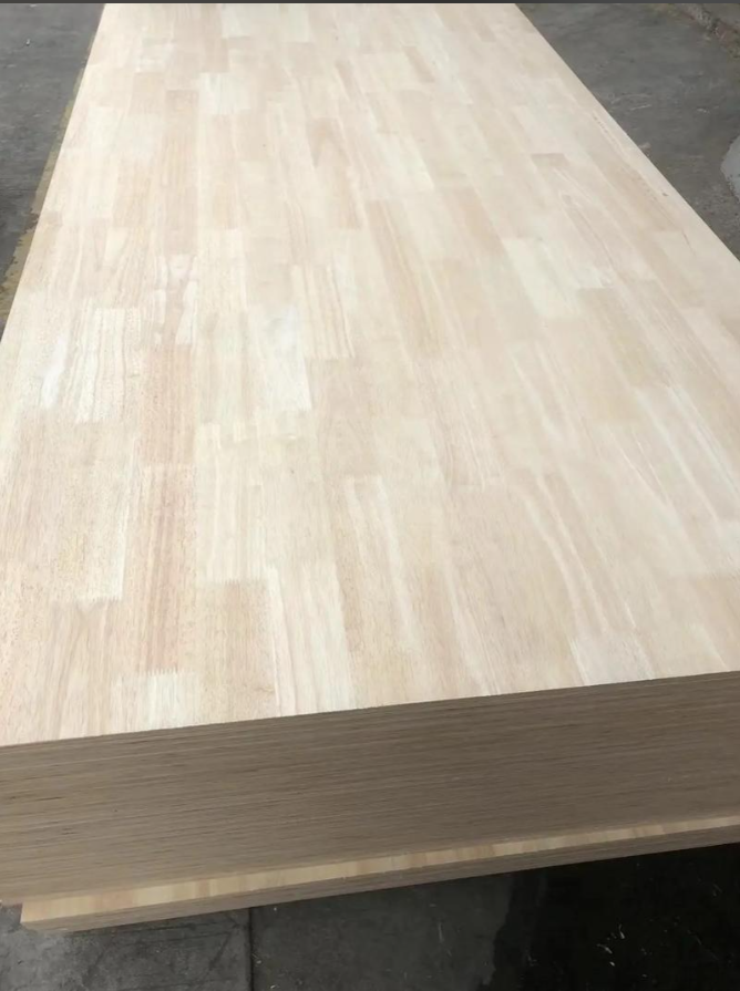 实木板平顶山多层板含甲醛吗？